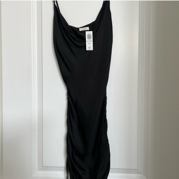 Aritzia Wilfred Only Ruched Dress - Picture 2 of 4